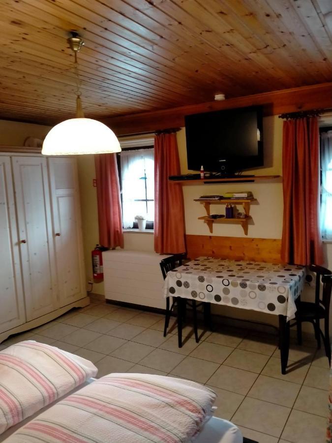 Gasthof Lederhose Diepenbeek Dış mekan fotoğraf